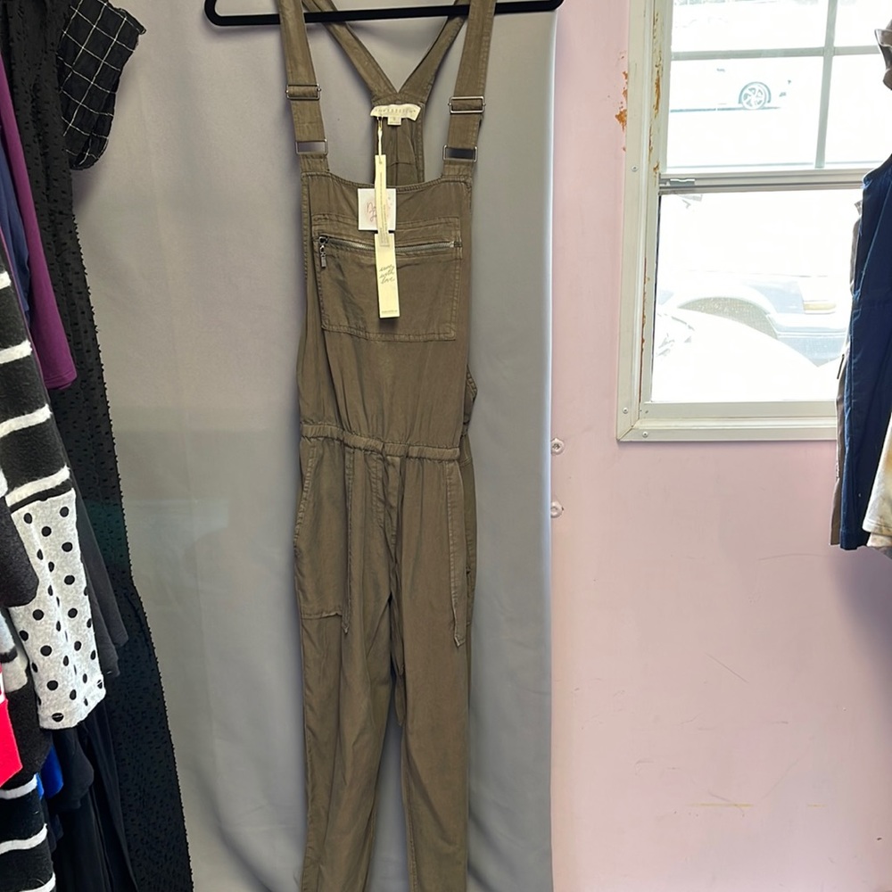 Olive lovestitch overalls